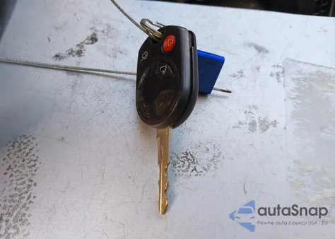 2008 Ford Escape Xlt z USA, uszkodzony, nr VIN 1FMCU03Z58KB01199